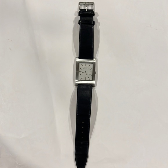 Genuine Leather Authentic Guess Watch, Microsteel, Black - Picture 1 of 6